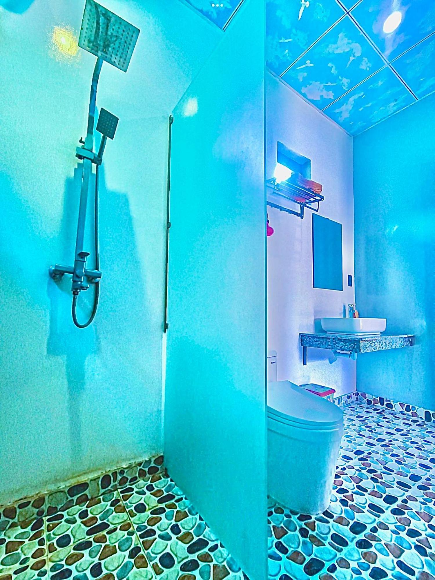 Yolo Pool Bar Villas & Garden Restaurant Phong Nha Exteriér fotografie