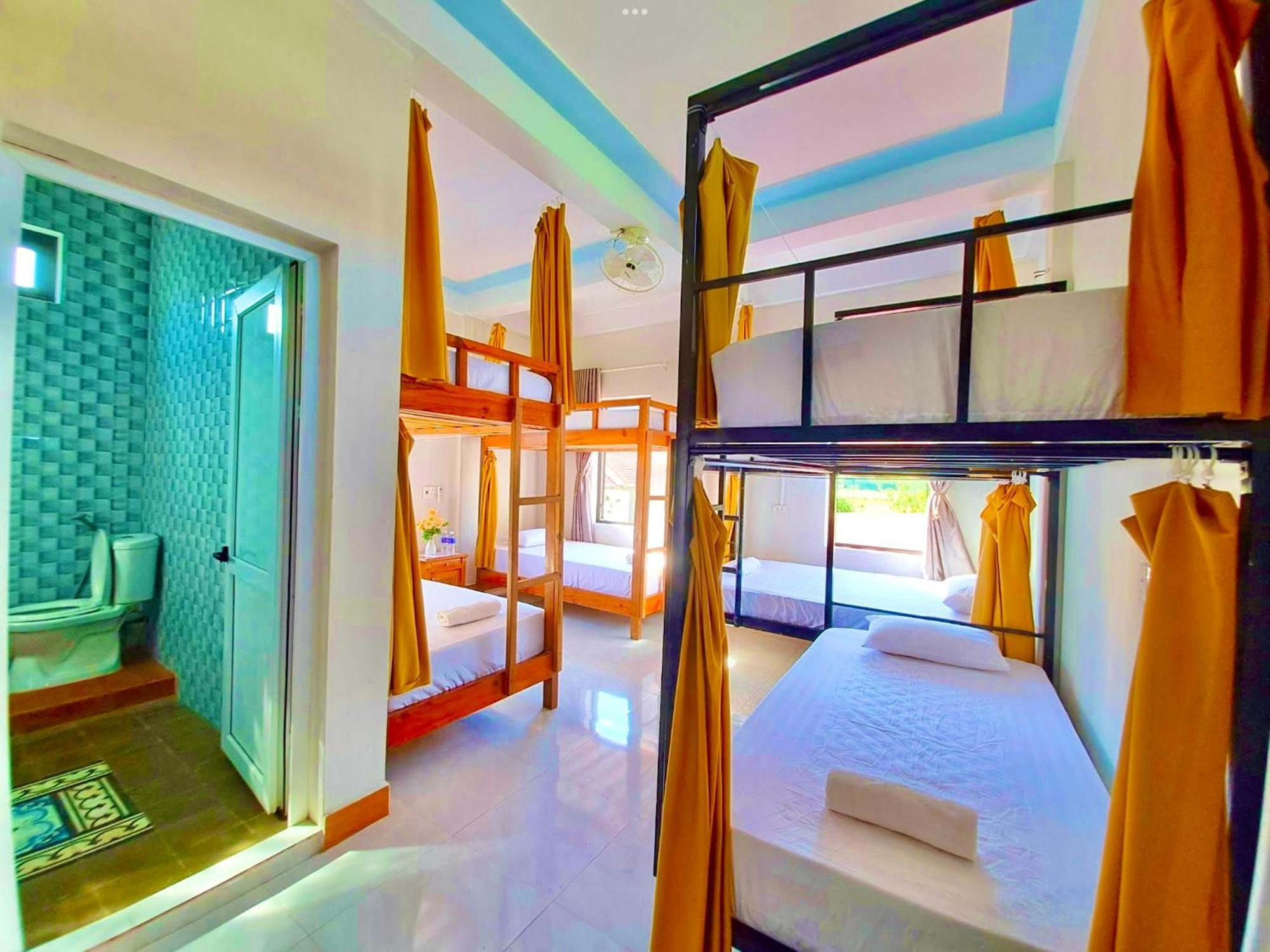 Yolo Pool Bar Villas & Garden Restaurant Phong Nha Exteriér fotografie