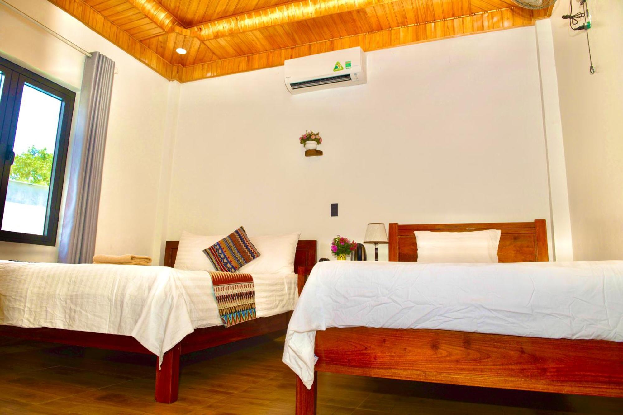 Yolo Pool Bar Villas & Garden Restaurant Phong Nha Exteriér fotografie